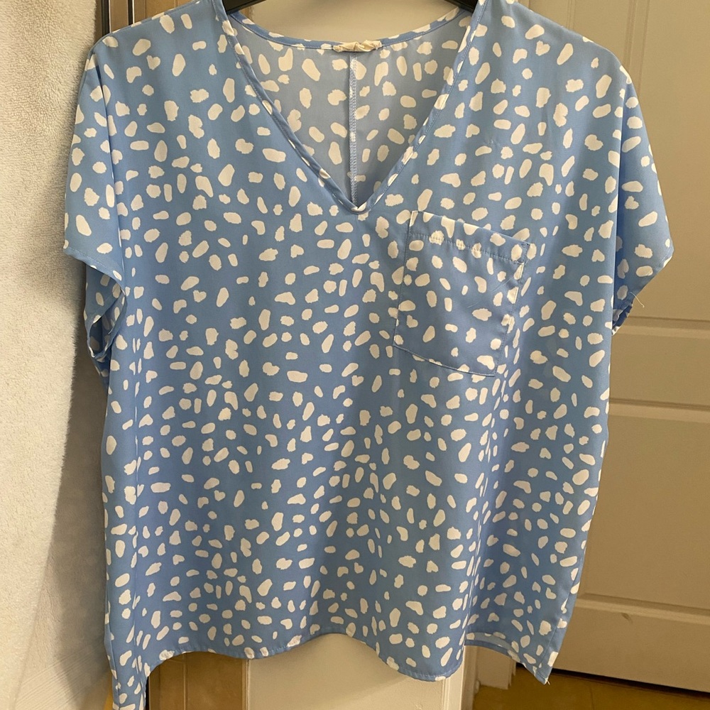 Blue animal print top